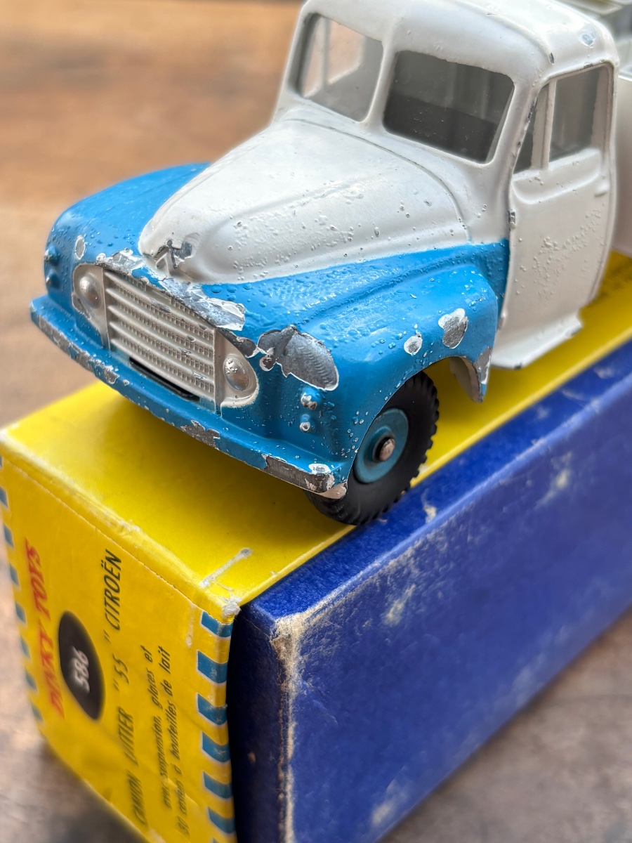 Dinky Toys Milk Truck -photo-7