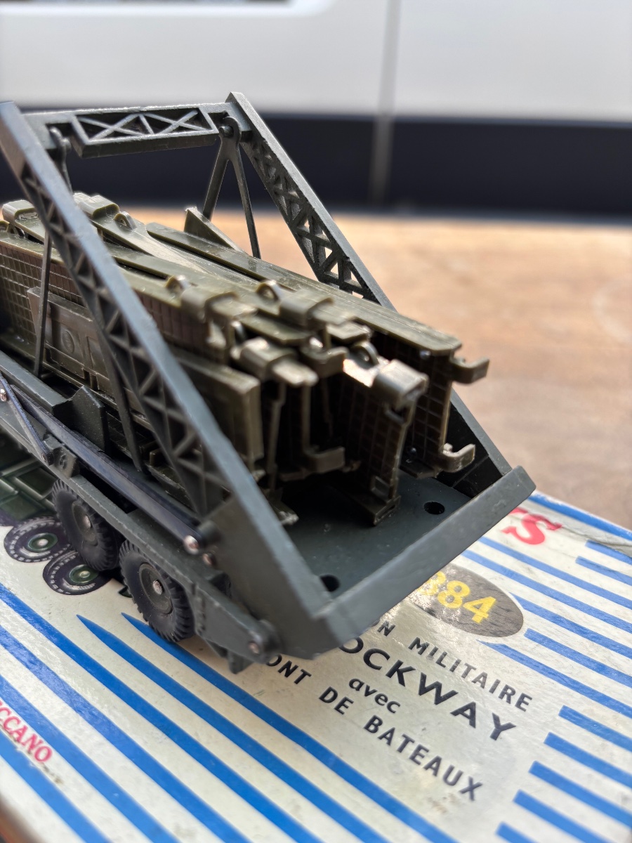 Dinky Super Toys Camion Militaire Brockway avec pont de bateau -photo-7
