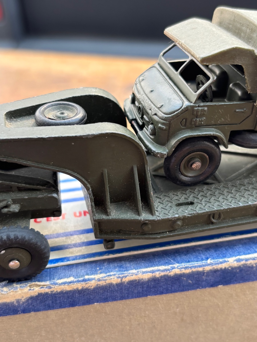 DINKY SUPERTOYS TRACTEUR BERLIET AVEC SEMI-REMORQUE PORTE-CHAR-photo-4
