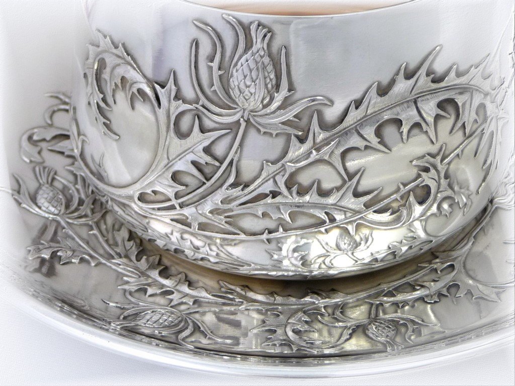 Pair Of Head To Head Cups With Art Nouveau Thistles Sterling Silver & Vermeil-photo-3