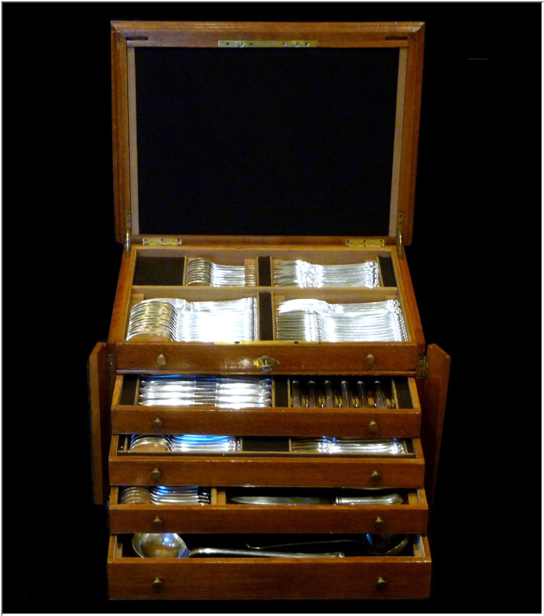 Puiforcat -Mazarin  - Ménagère Argent Massif 183 Pc.  12 Convives -  dans son Argentier