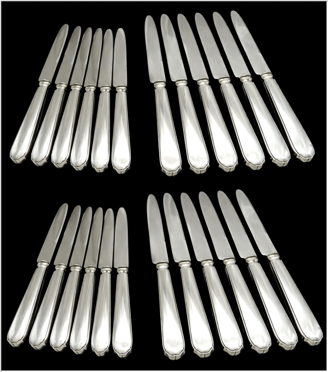 CHRISTOFLE - Ménagère complète de Couteaux  Argent Massif et leurs Pièces de Service-photo-1