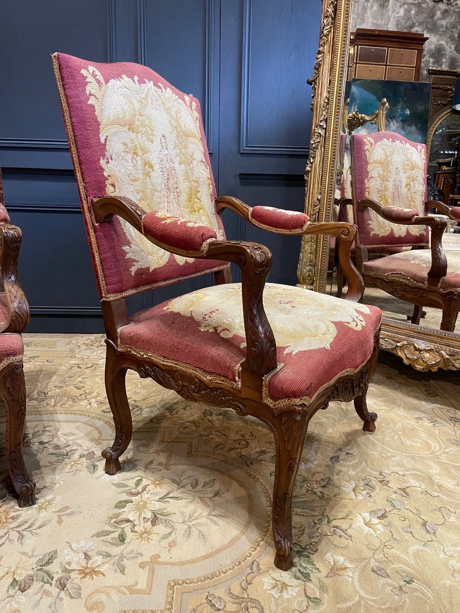 Paire De Fauteuils Dossier Plat De Style Louis XV , Tapisserie Aux Petits Points XIX ème Siècle-photo-1