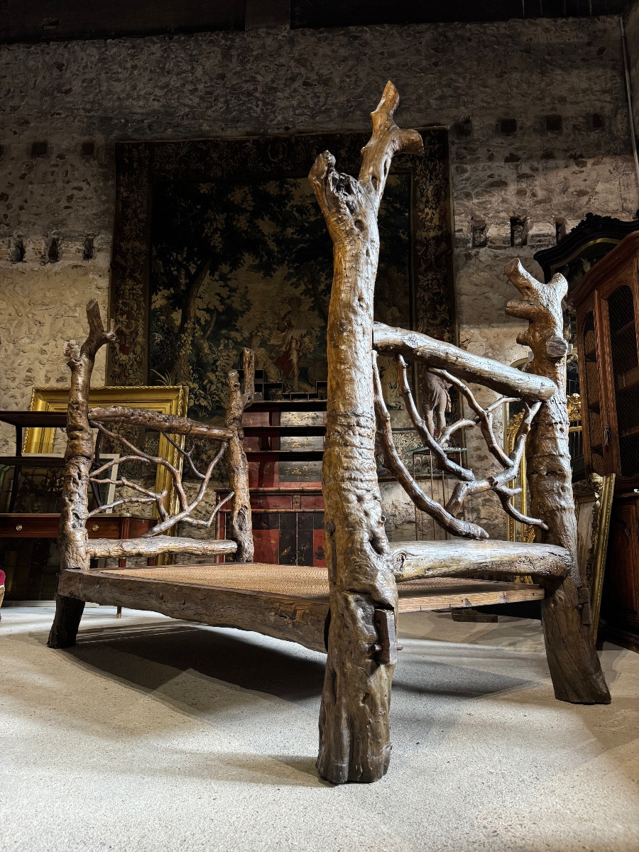 Lit brutaliste en bois exotique vers 1970 -photo-1