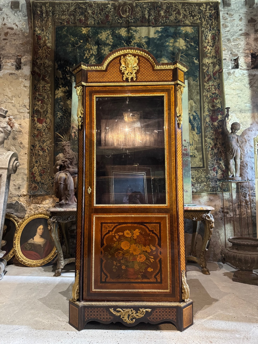 Vitrine en marqueterie d’époque Napoleon III 