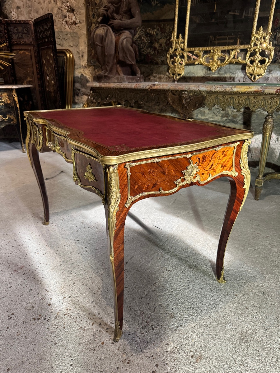 Bureau plat de style Louis XV en marqueterie d’époque Napoléon III-photo-4