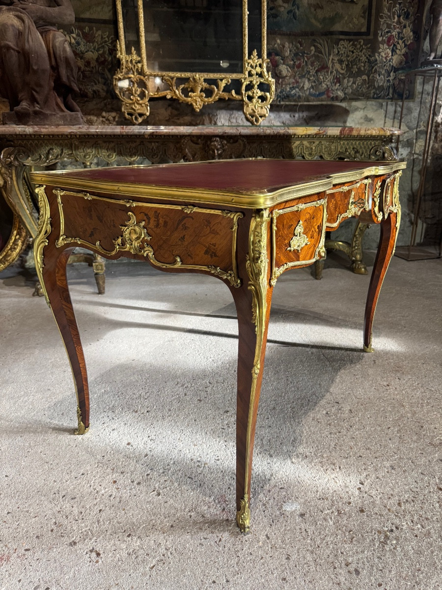 Bureau plat de style Louis XV en marqueterie d’époque Napoléon III-photo-1
