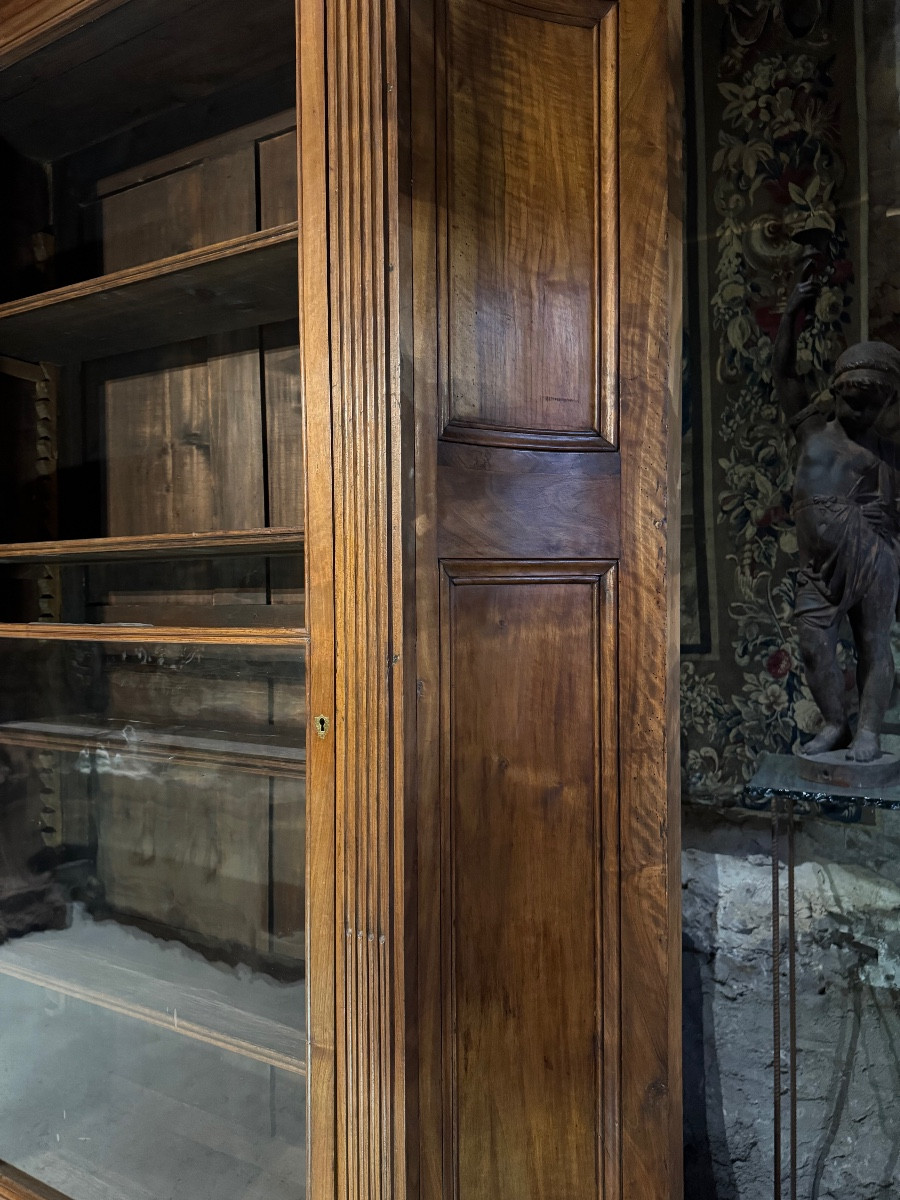 Bibliothèque de style Louis XVI fin du XVIII ème en Noyer -photo-3