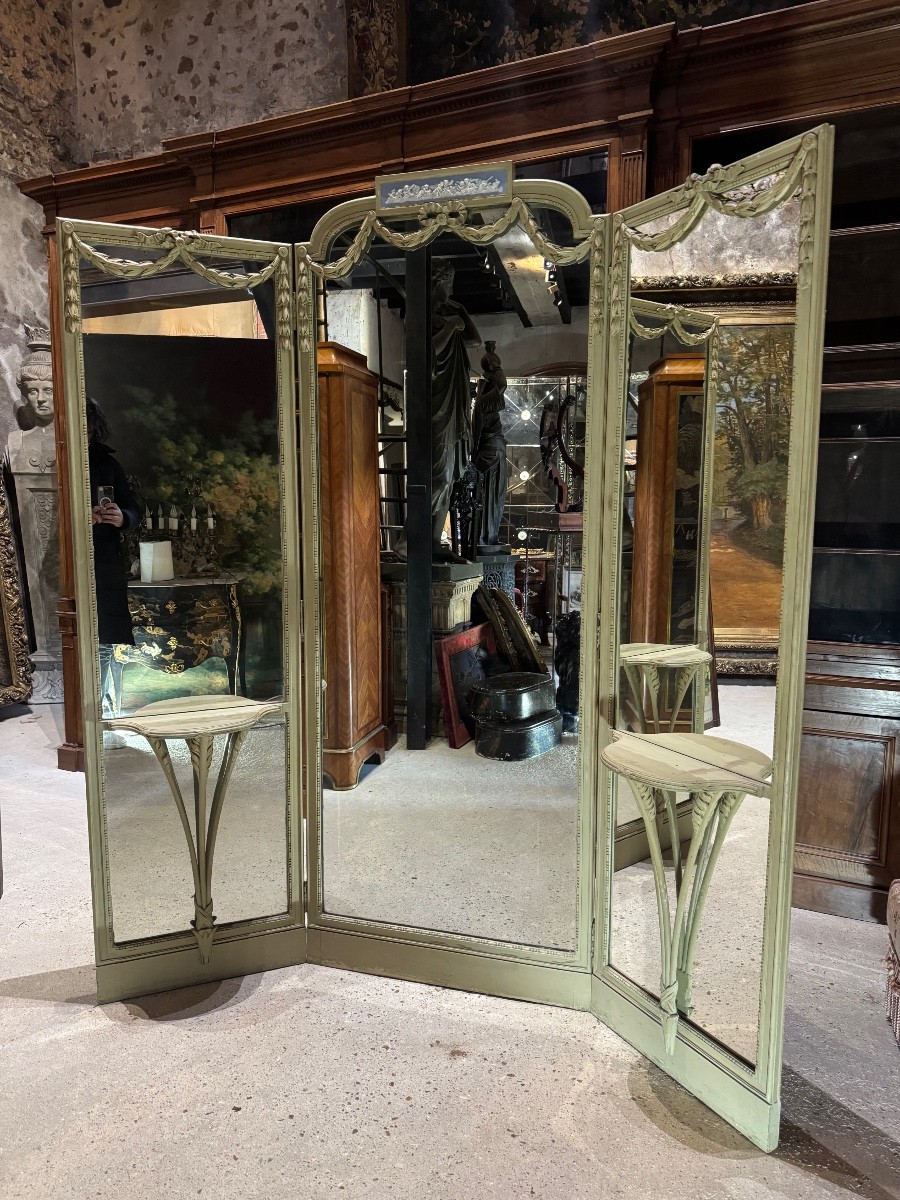Miroir triptyque de style Louis XVI d’époque Napoléon III 