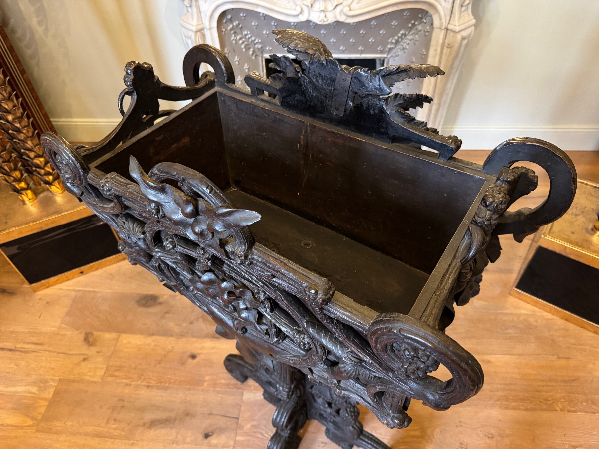 Carved Wooden Planter, Black Forest Work, 19th Century -photo-3