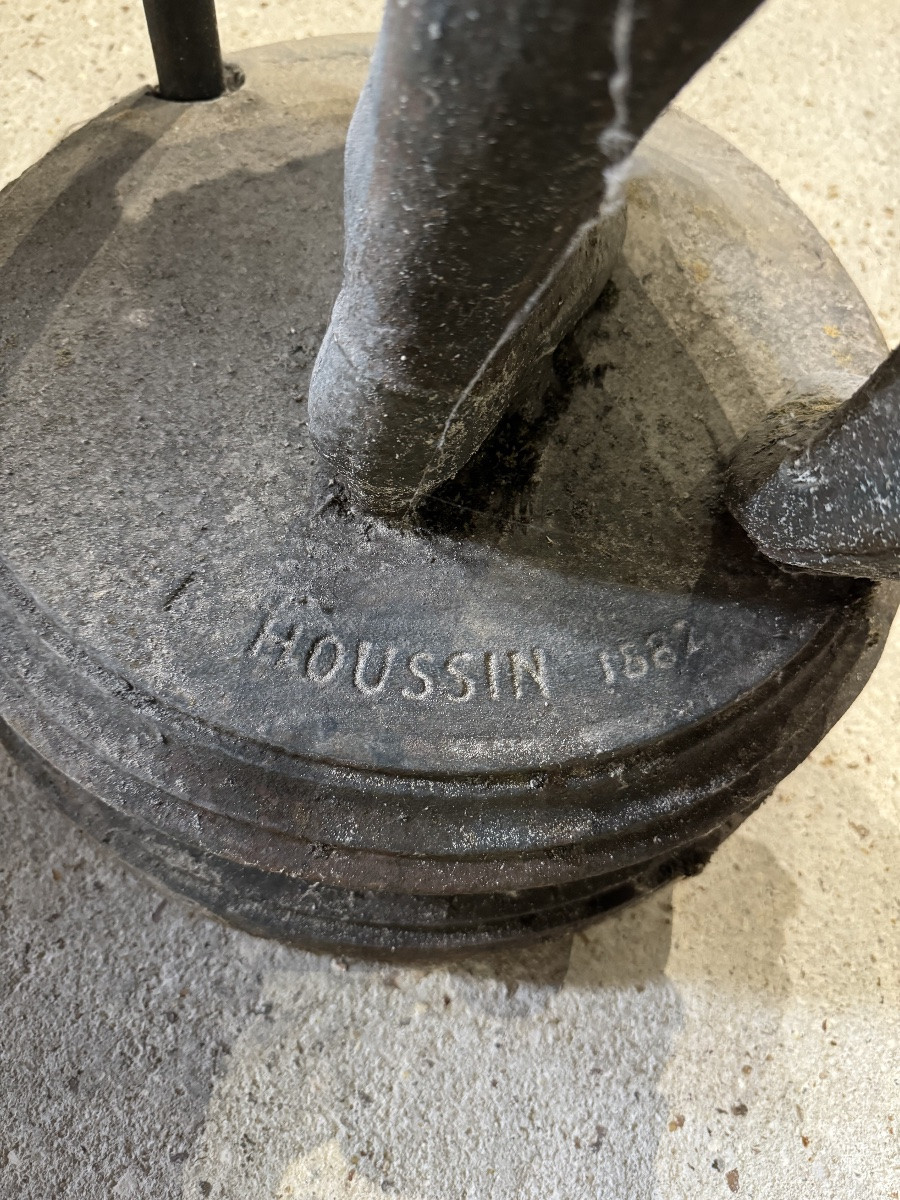 Paire d’hallebardiers en fonte signés de Édouard Houssin datés 1882-photo-4