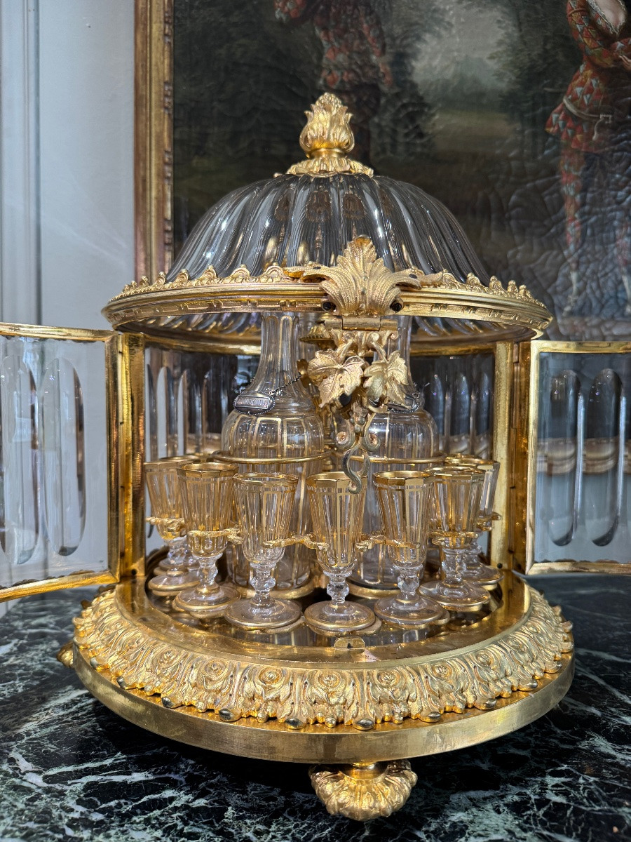 Cave à liqueur en cristal taillé attribuée à Baccarat -photo-3