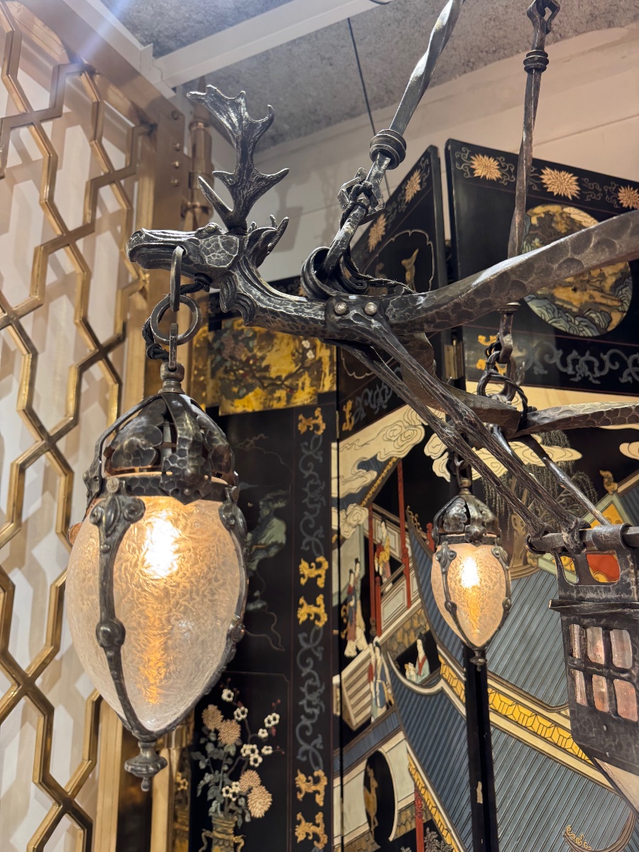 Wrought-iron Chandelier Featuring Art Deco-era Elk Motifs -photo-3