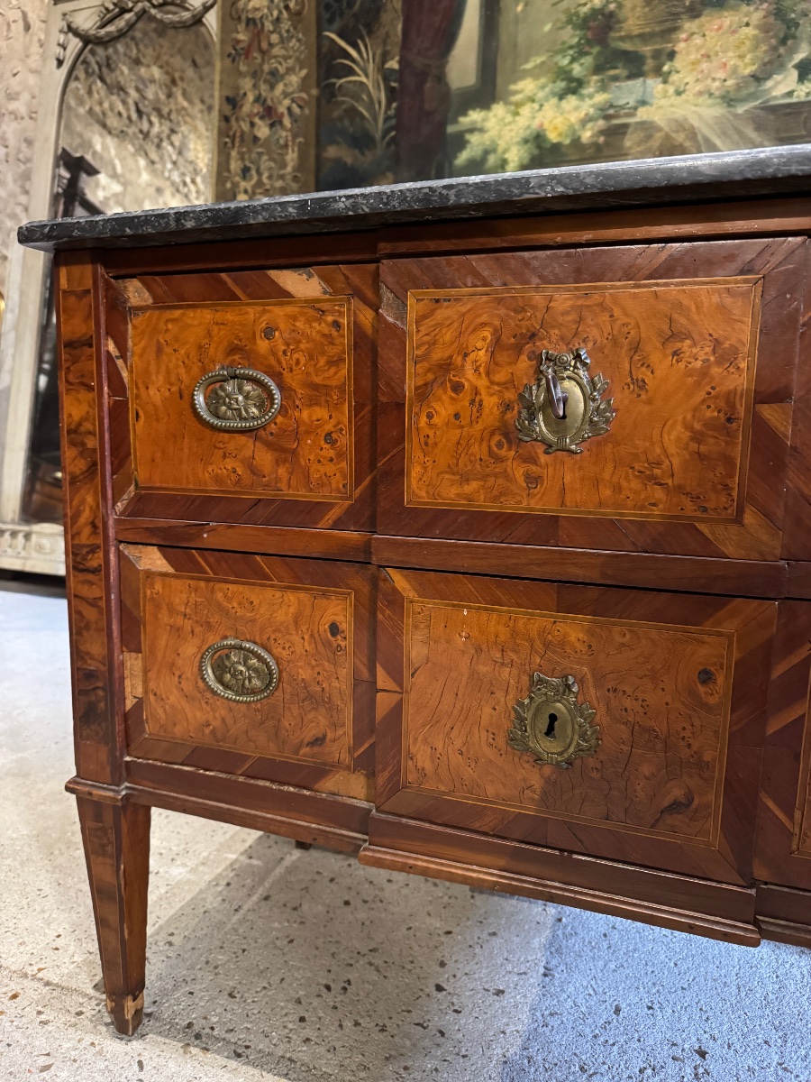 Commode alsacienne d’époque Louis XVI en marqueterie XVIII ème siècle -photo-4