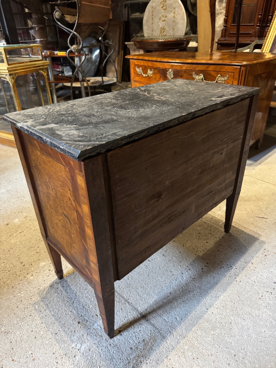 Commode alsacienne d’époque Louis XVI en marqueterie XVIII ème siècle -photo-2