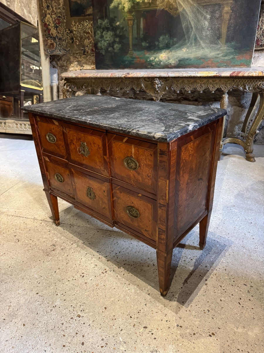 Commode alsacienne d’époque Louis XVI en marqueterie XVIII ème siècle -photo-7