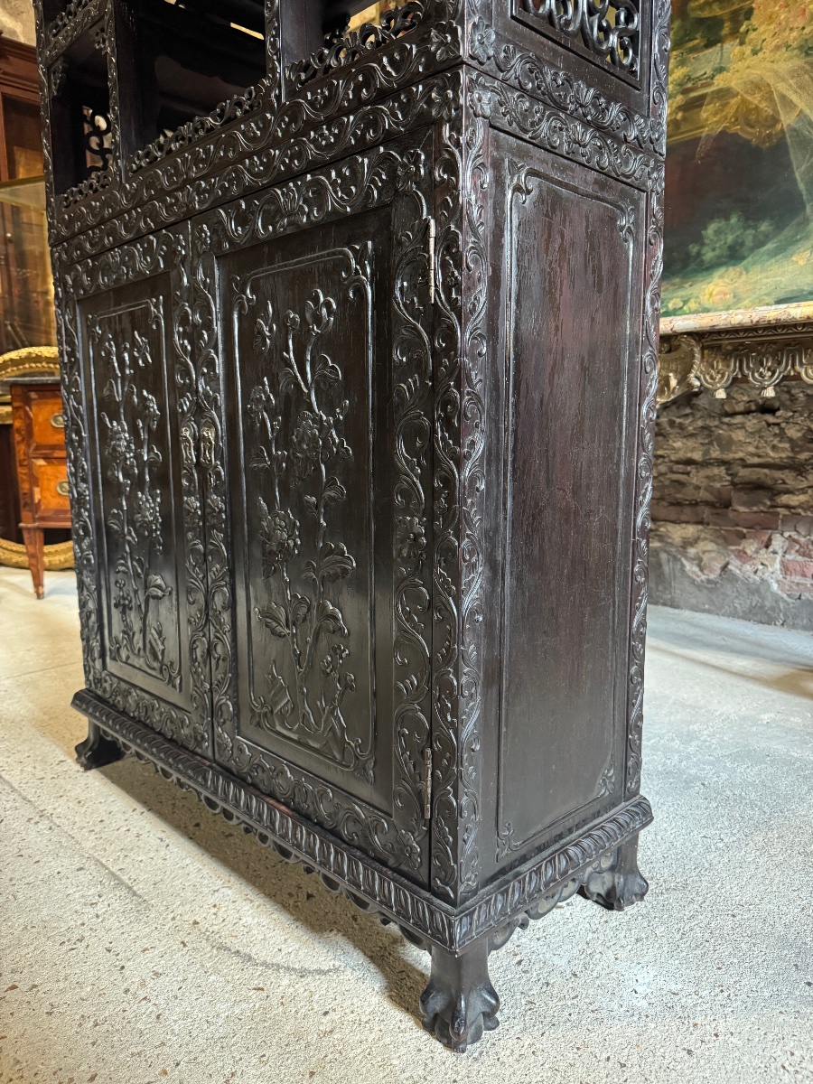Ironwood Bookcase, 19th-century Southern China -photo-4