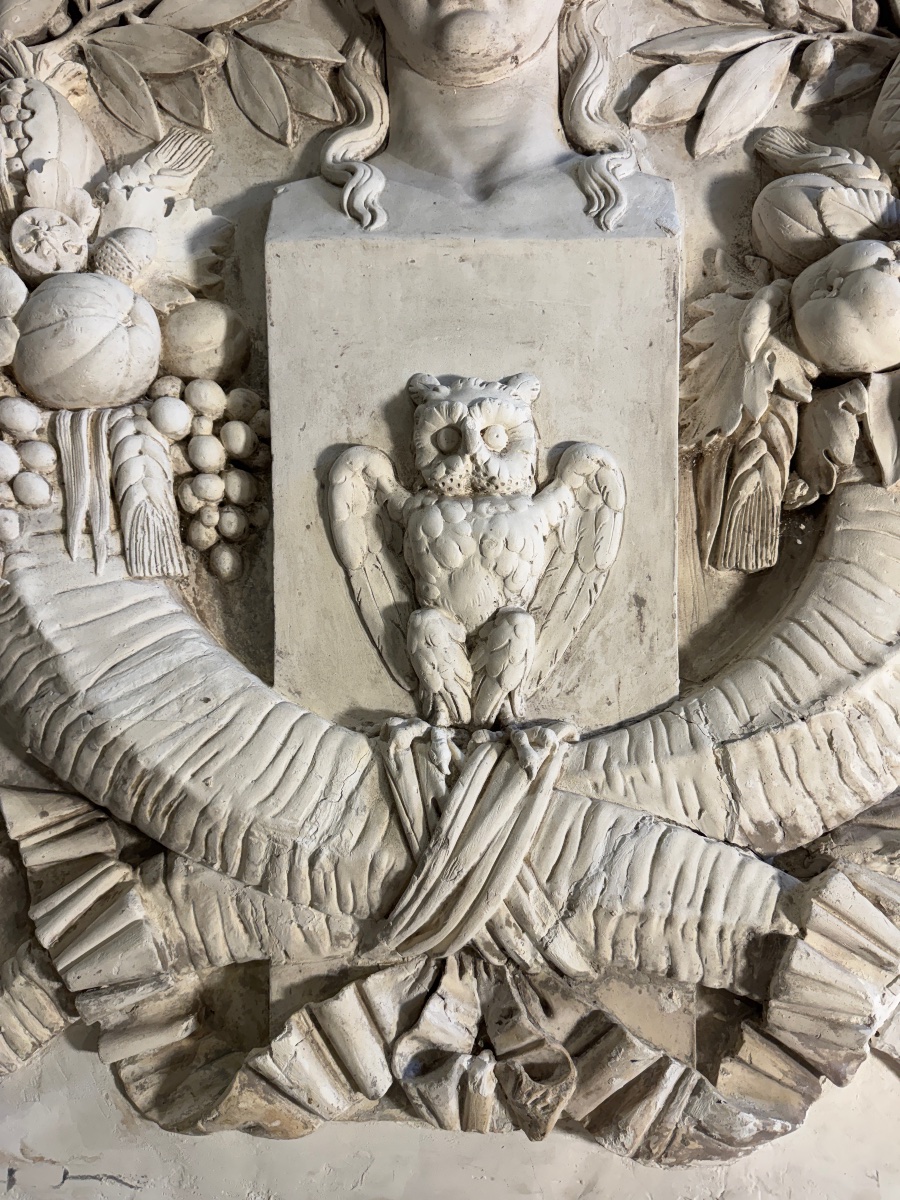19th-century Bas-relief Depicting A Monumental Cornucopia -photo-2