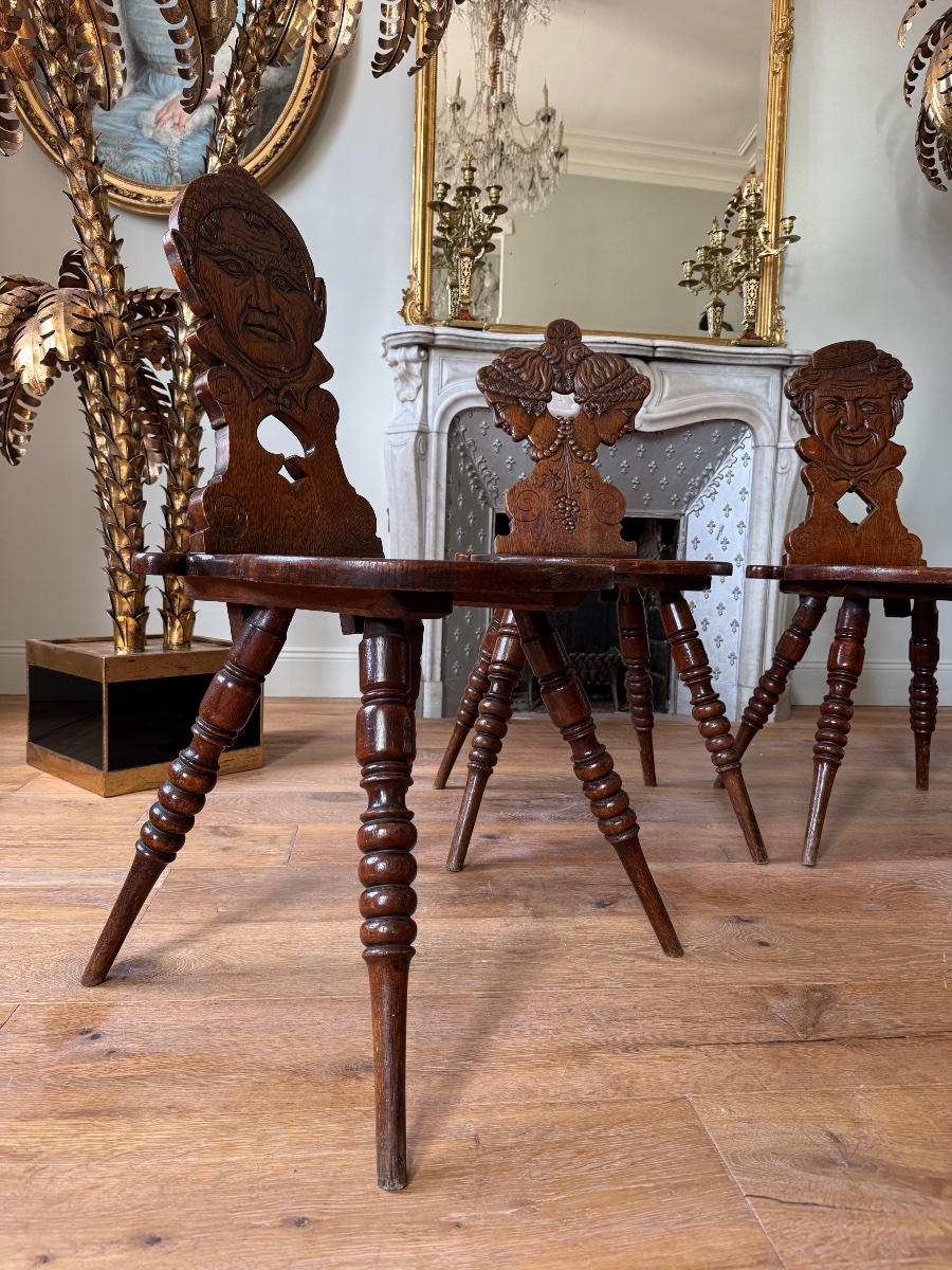 Set Of 4 Chairs With 19th-century Grotesque Motifs -photo-2