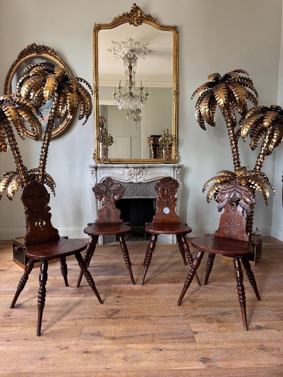 Set Of 4 Chairs With 19th-century Grotesque Motifs -photo-1