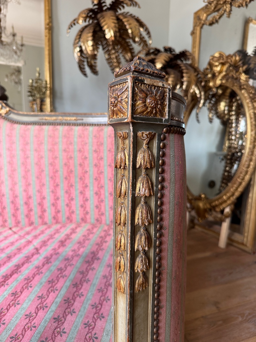 Canapé de style Louis XVI en bois réchampie et bois doré d’époque Napoléon III-photo-1