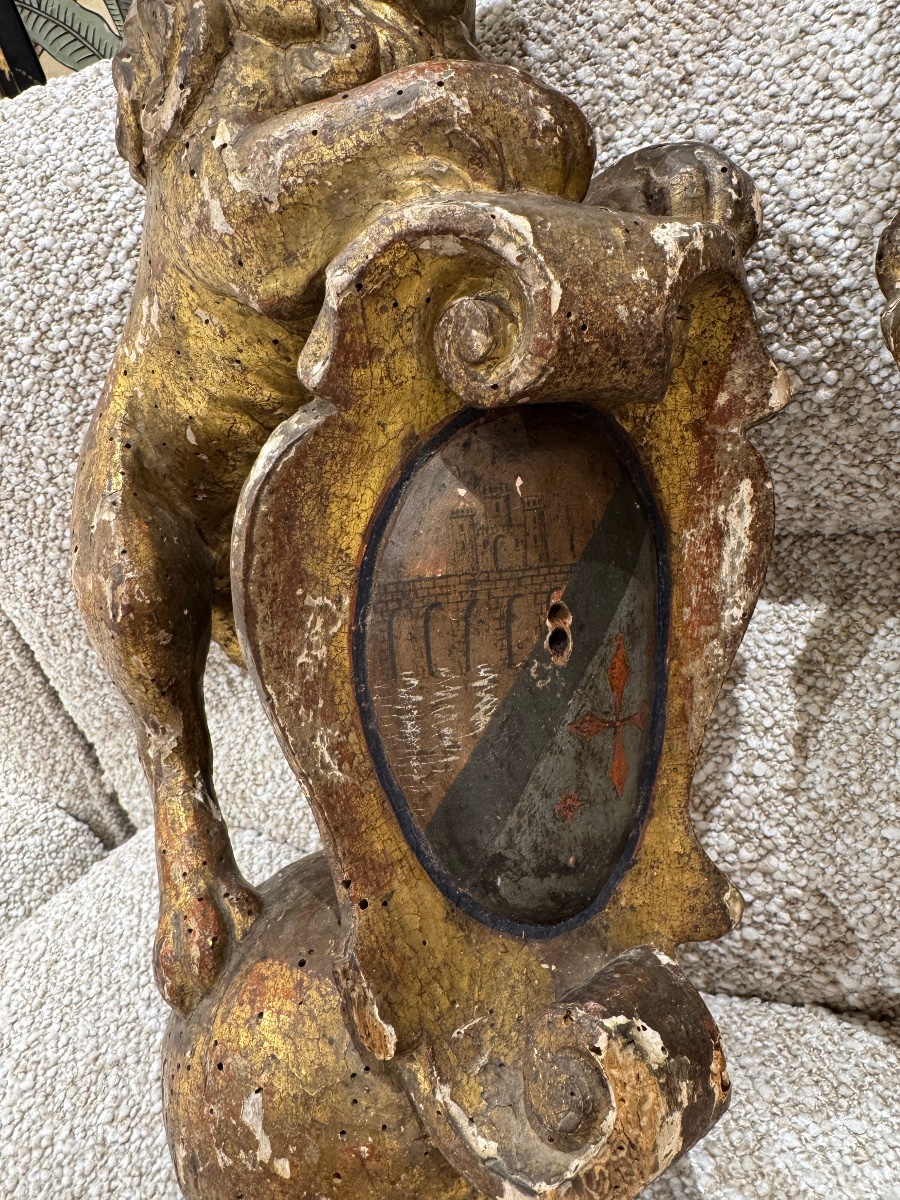 Pair Of Gilded Wooden Lions Bearing A Coat Of Arms, 17th Century -photo-4