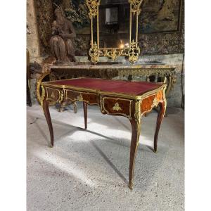 Bureau plat de style Louis XV en marqueterie d’époque Napoléon III