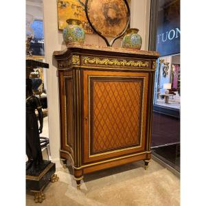 Meuble d’appui en marqueterie attribué à Guillaume Grohe