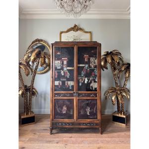 Armoire en laque de Chine panneaux du XVIII ème siècle