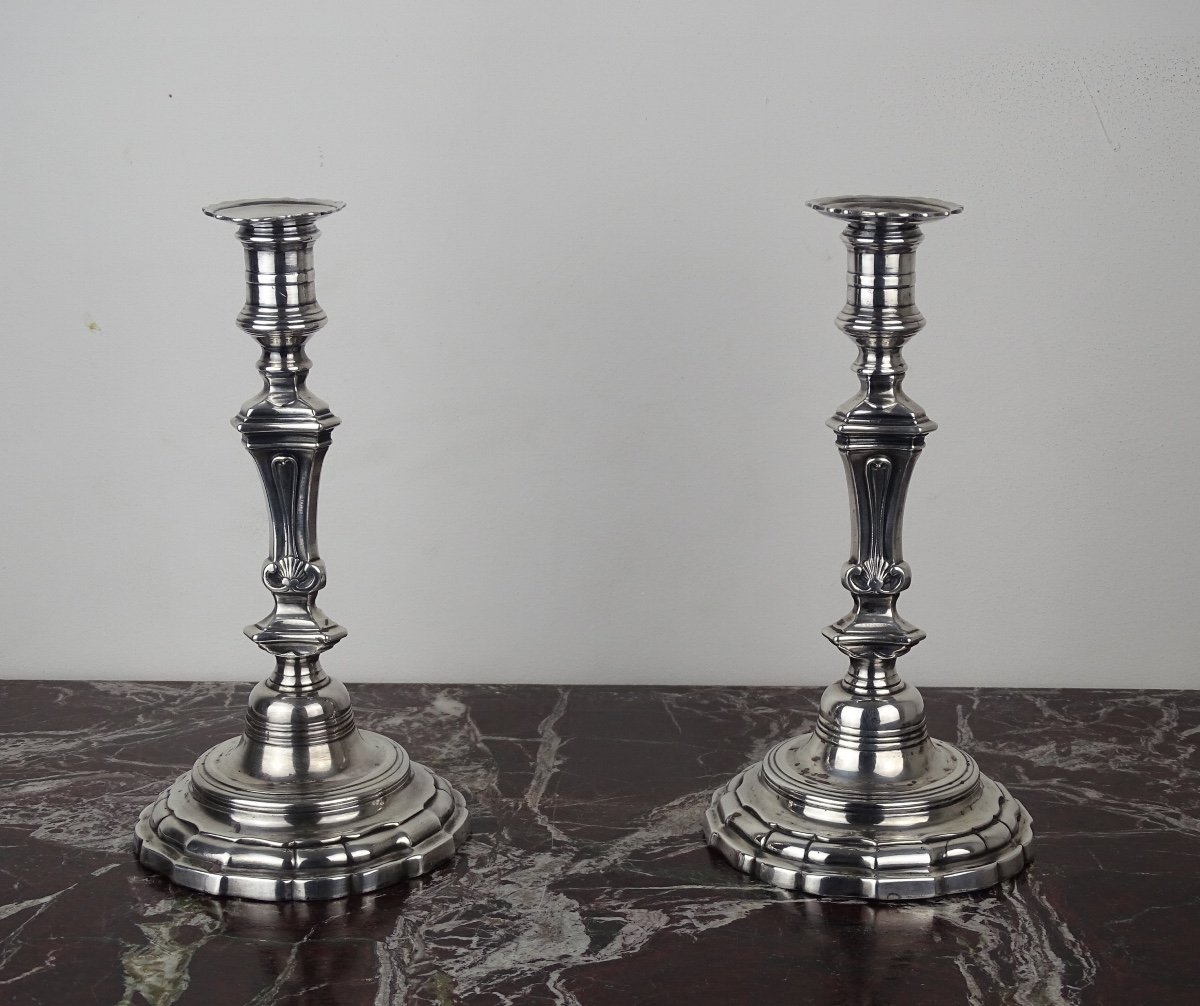 Paire De Bougeoirs En Bronze Argenté d'époque Louis XV - XVIIIème Siècle
