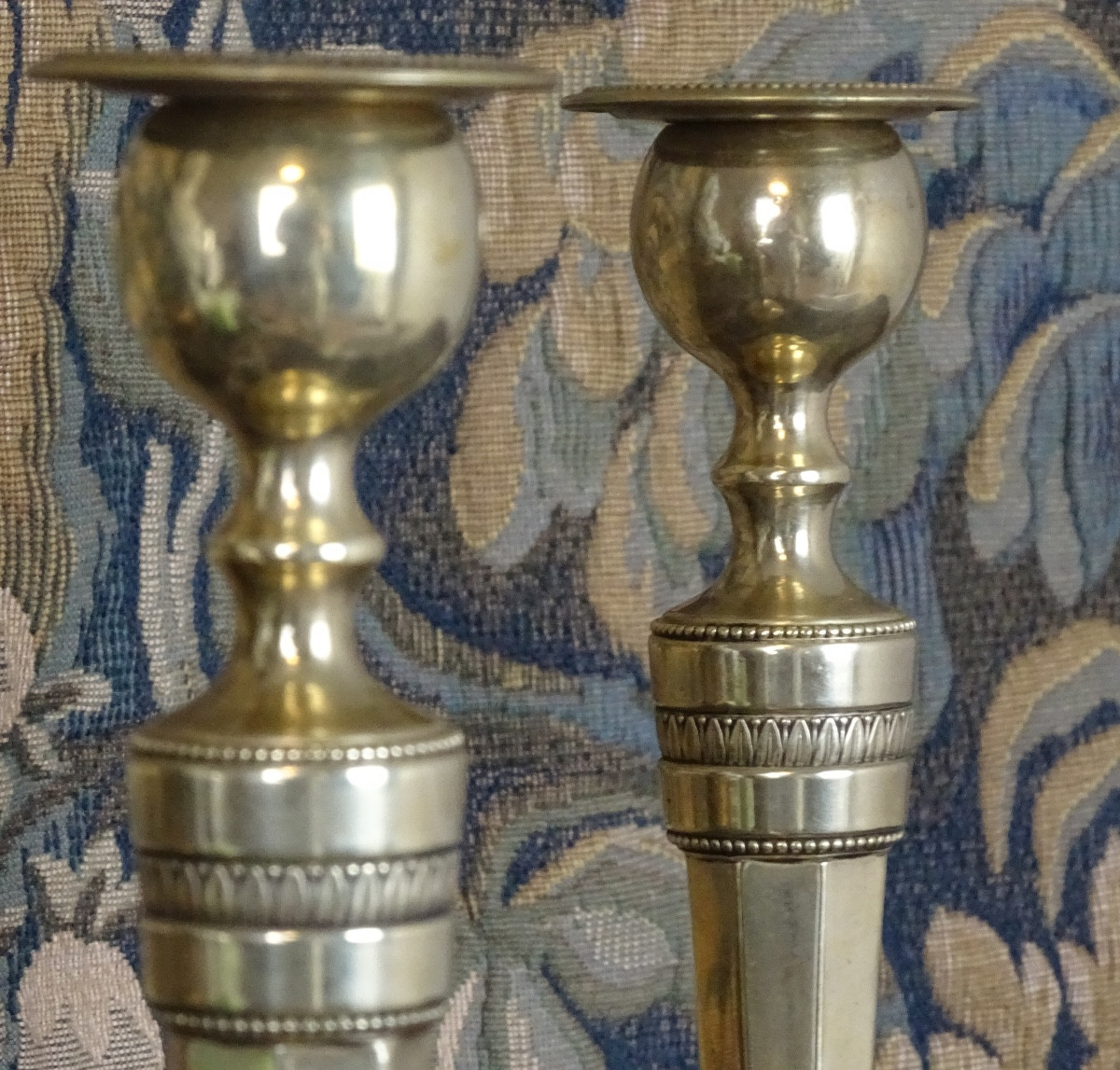 André Antoine Ravrio - Pair Of Bronze Candlesticks - Torches From The Consulate Period-photo-2