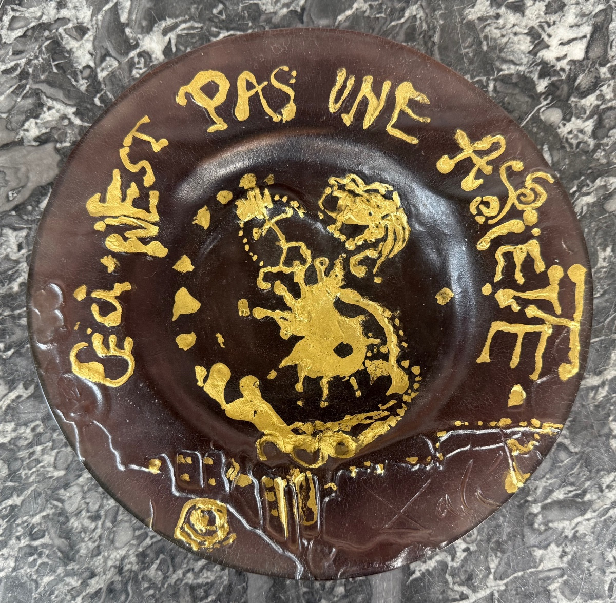 Salvador Dalí (1904-1989) – « Ceci n’est pas une assiette » pour Daum France