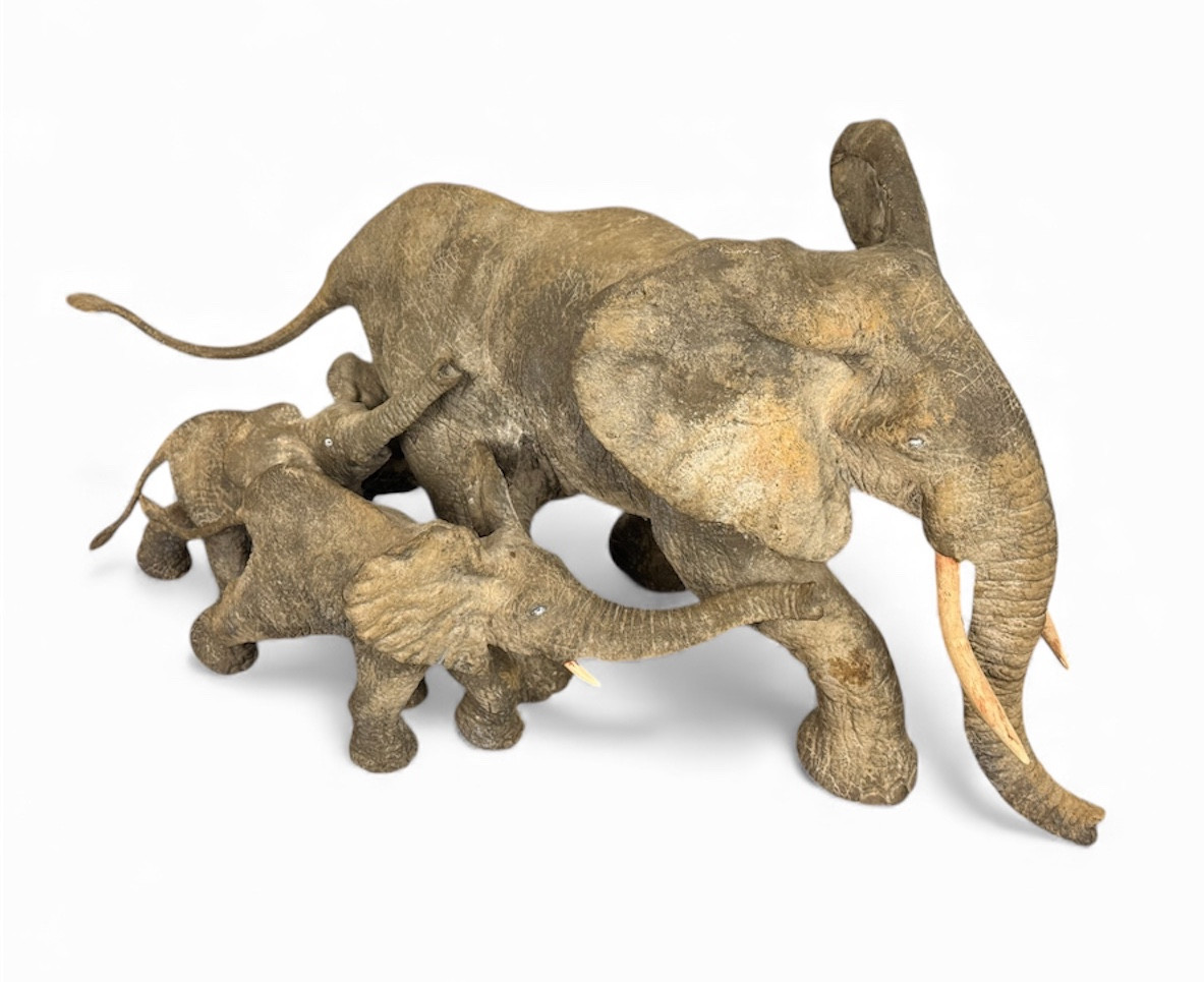 Vandenberghe François - Group Of 3 Patinated Bronze Elephants "african Land"