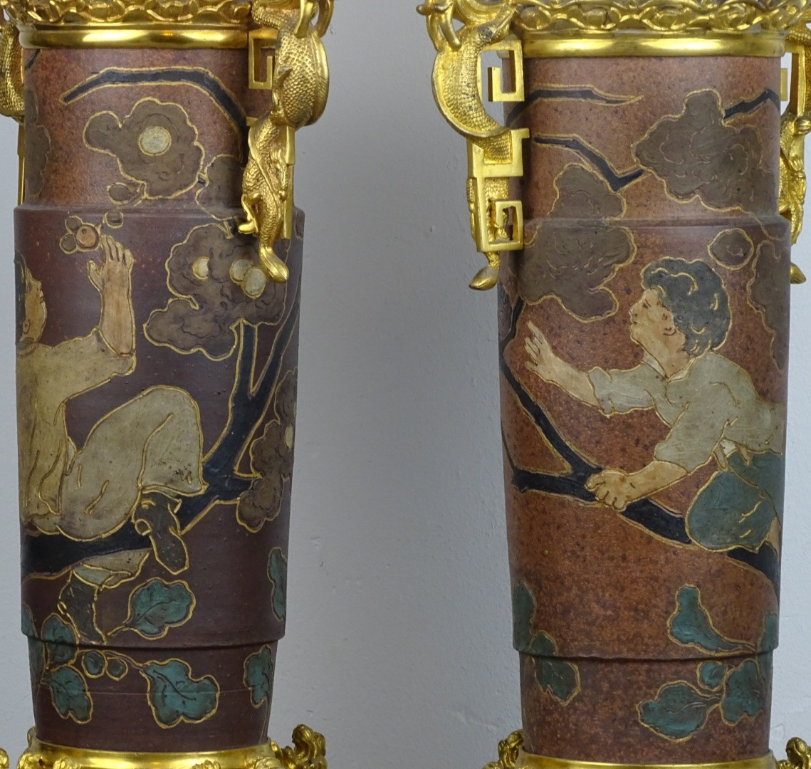 Édouard Lièvre et Ferdinand Barbedienne - Paire de Lampes Japonisantes en Terre Cuite et Bronze-photo-1