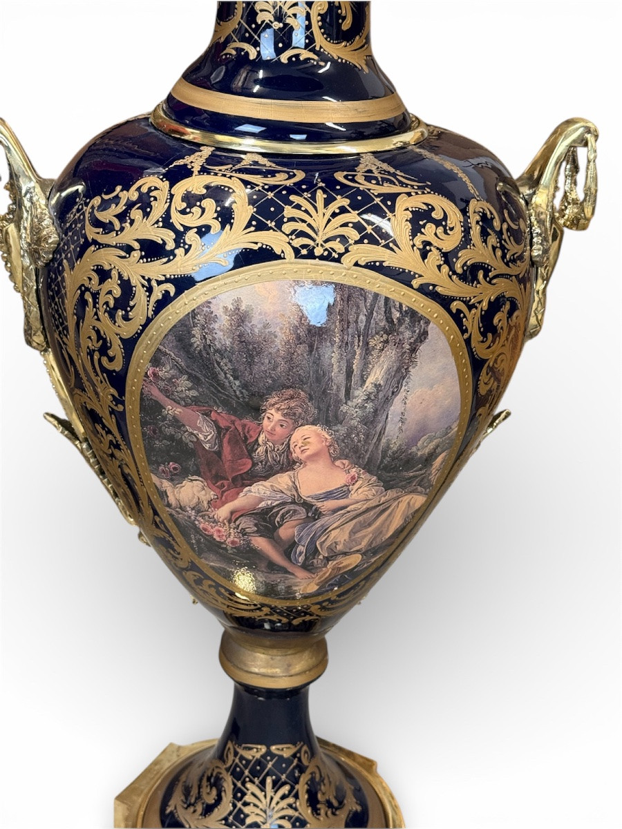 Sèvres - 120 Cm -  Pair Of "bleu De Four" Porcelain Vases With Gallantry Decoration - Dlg-photo-1