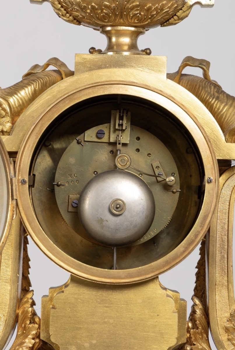 Cottin à Paris - Importante Pendule en Bronze Doré de Style Louis XVI d'époque Napoléon III-photo-6