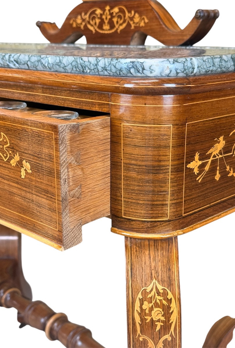 Coiffeuse d'époque Charles X en placage de palissandre ouvrant sur un écritoire-photo-5