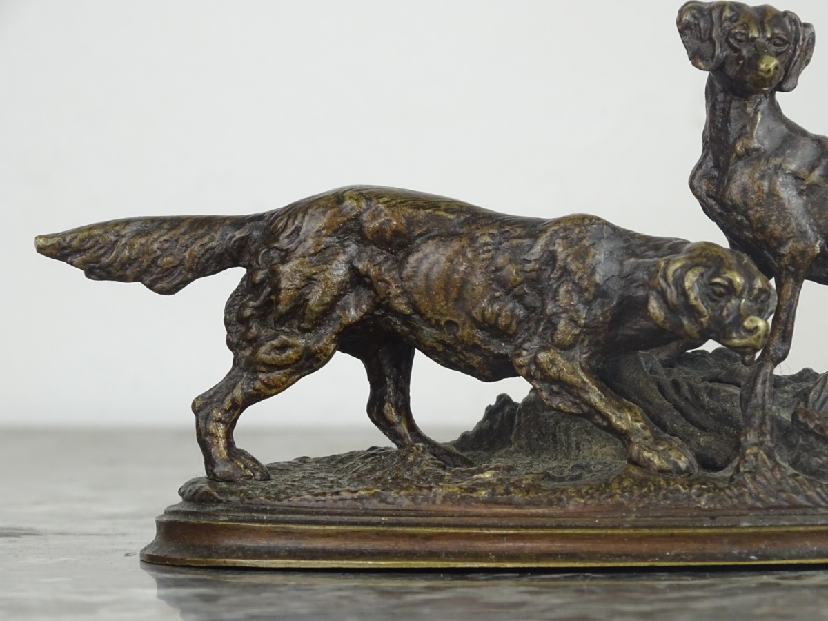 Paul-Édouard Delabrièrre – Épagneuls en chasse – Bronze animalier miniature, XIXᵉ siècle-photo-3