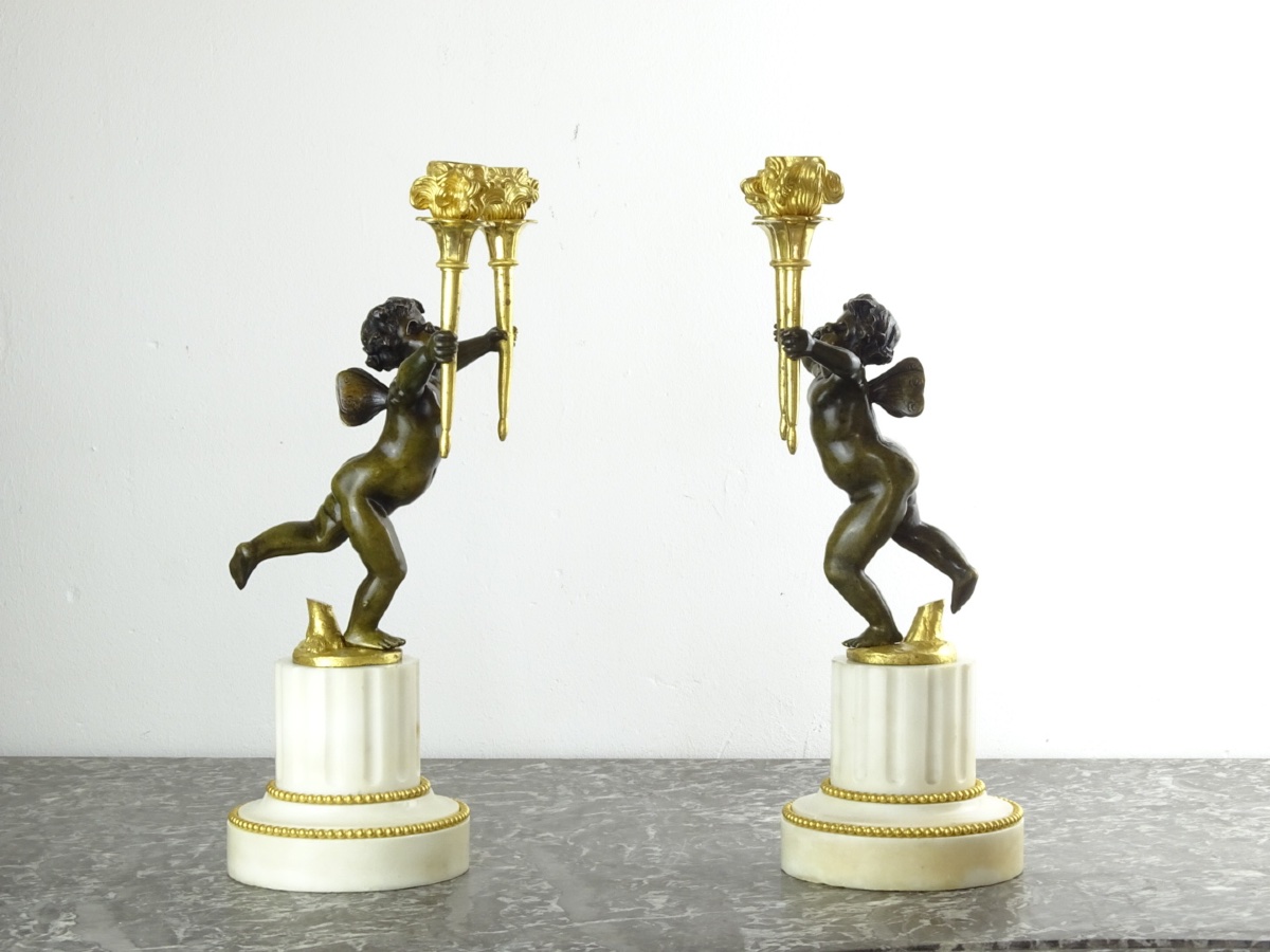 André-Antoine Ravrio – Paire de candélabres aux Zéphyrs – Époque Louis XVI, fin XVIIIe siècle-photo-3