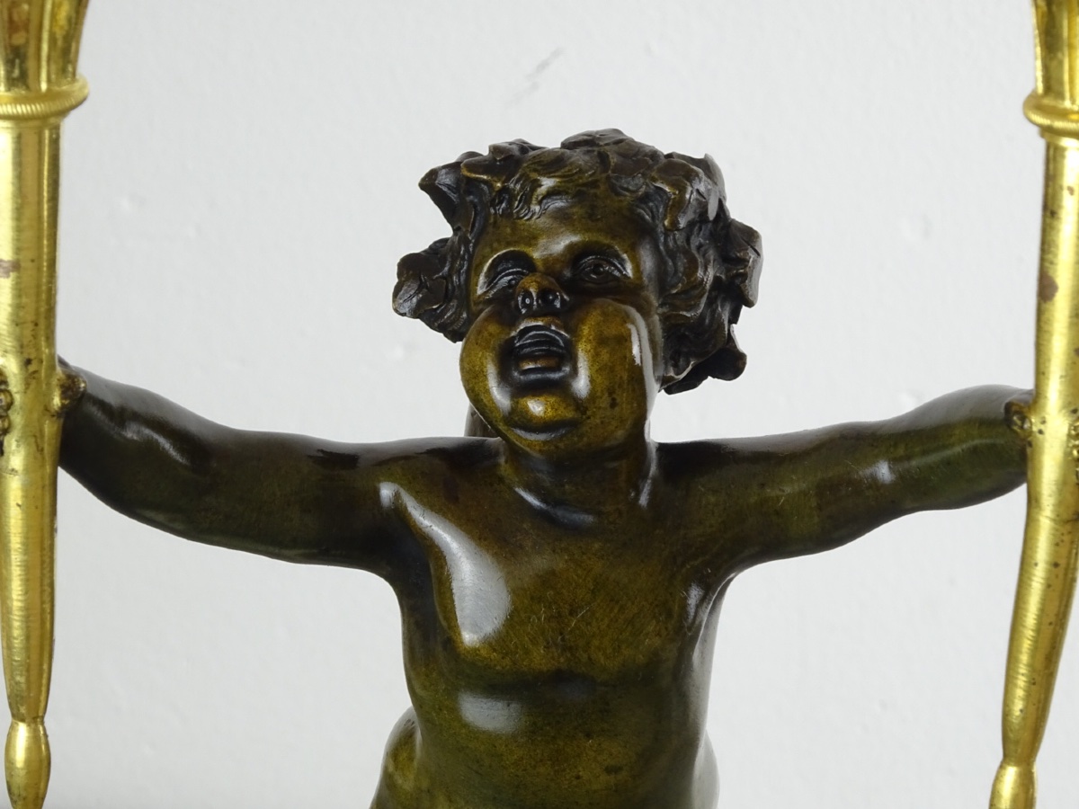 André-Antoine Ravrio – Paire de candélabres aux Zéphyrs – Époque Louis XVI, fin XVIIIe siècle-photo-4