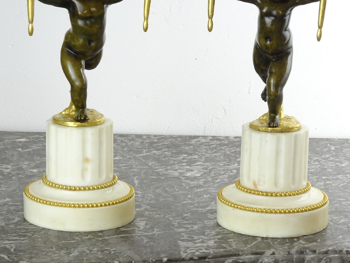 André-Antoine Ravrio – Paire de candélabres aux Zéphyrs – Époque Louis XVI, fin XVIIIe siècle-photo-4