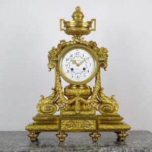 COTTIN À PARIS - 62 cm - PENDULE EN BRONZE DORÉ DE STYLE LOUIS XVI D'ÉPOQUE NAPOLÉON III