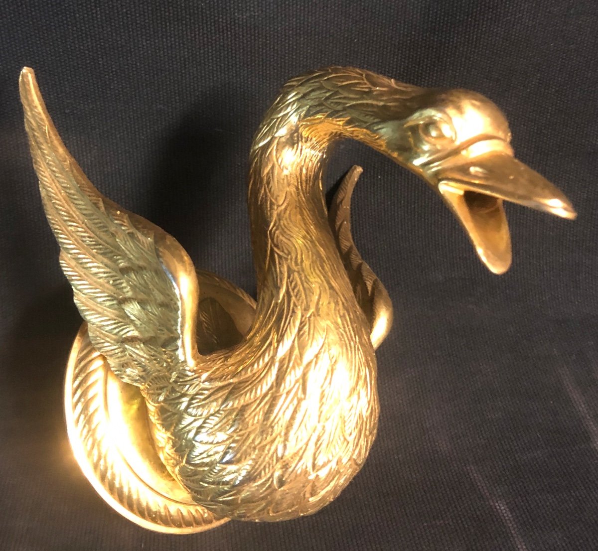 Large Gilt Bronze Swan Neck For Luxury Bathroom Sink Or Bathtub-photo-2