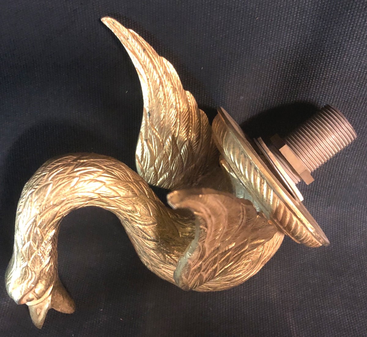 Large Gilt Bronze Swan Neck For Luxury Bathroom Sink Or Bathtub-photo-3