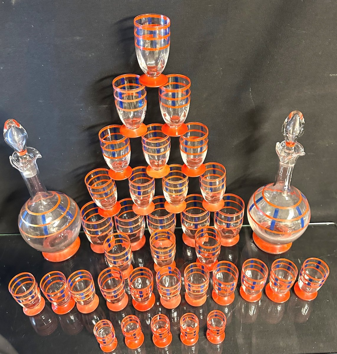 Important Service Of 36 Glasses And 2 Carafes 1940/1950 In Very Good Red And Blue Condition-photo-3