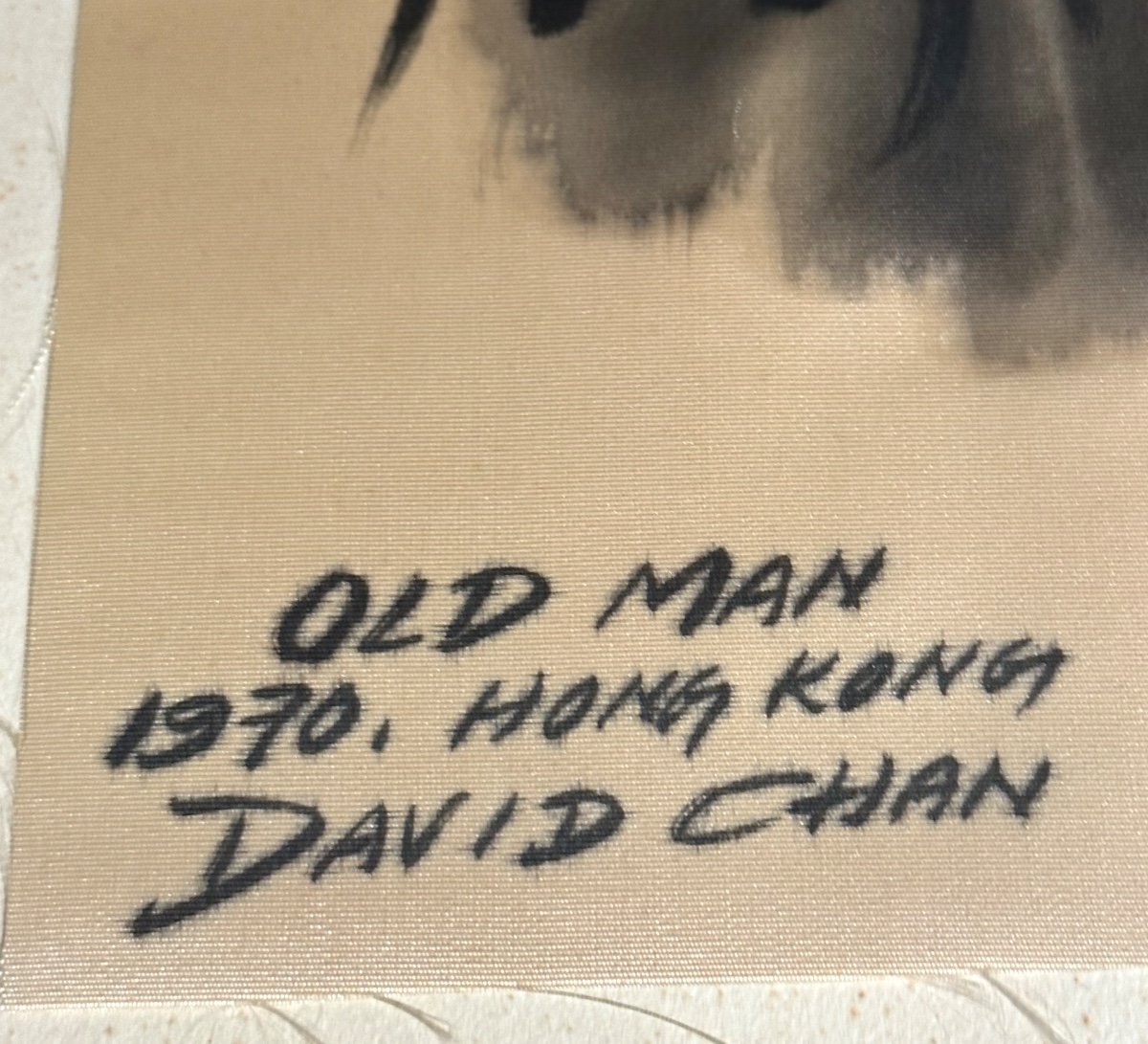 David CHAN XXe Fumeur de pipe Peinture sur soie Hong Kong Signée -photo-3