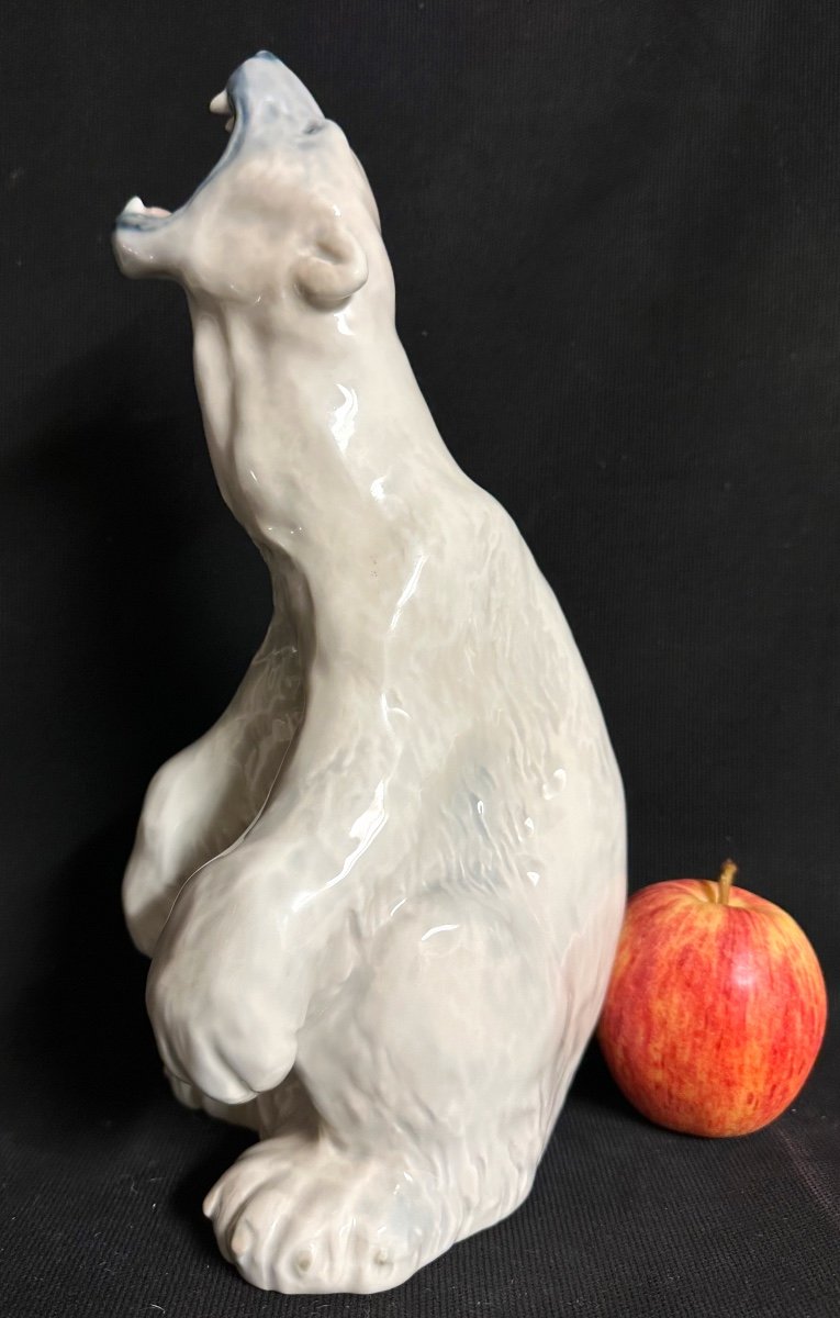 GRAND Ours polaire assis ROYAL COPENHAGEN 32cm porcelaine Denmark C.F. LIISBERG Copenhague Collection