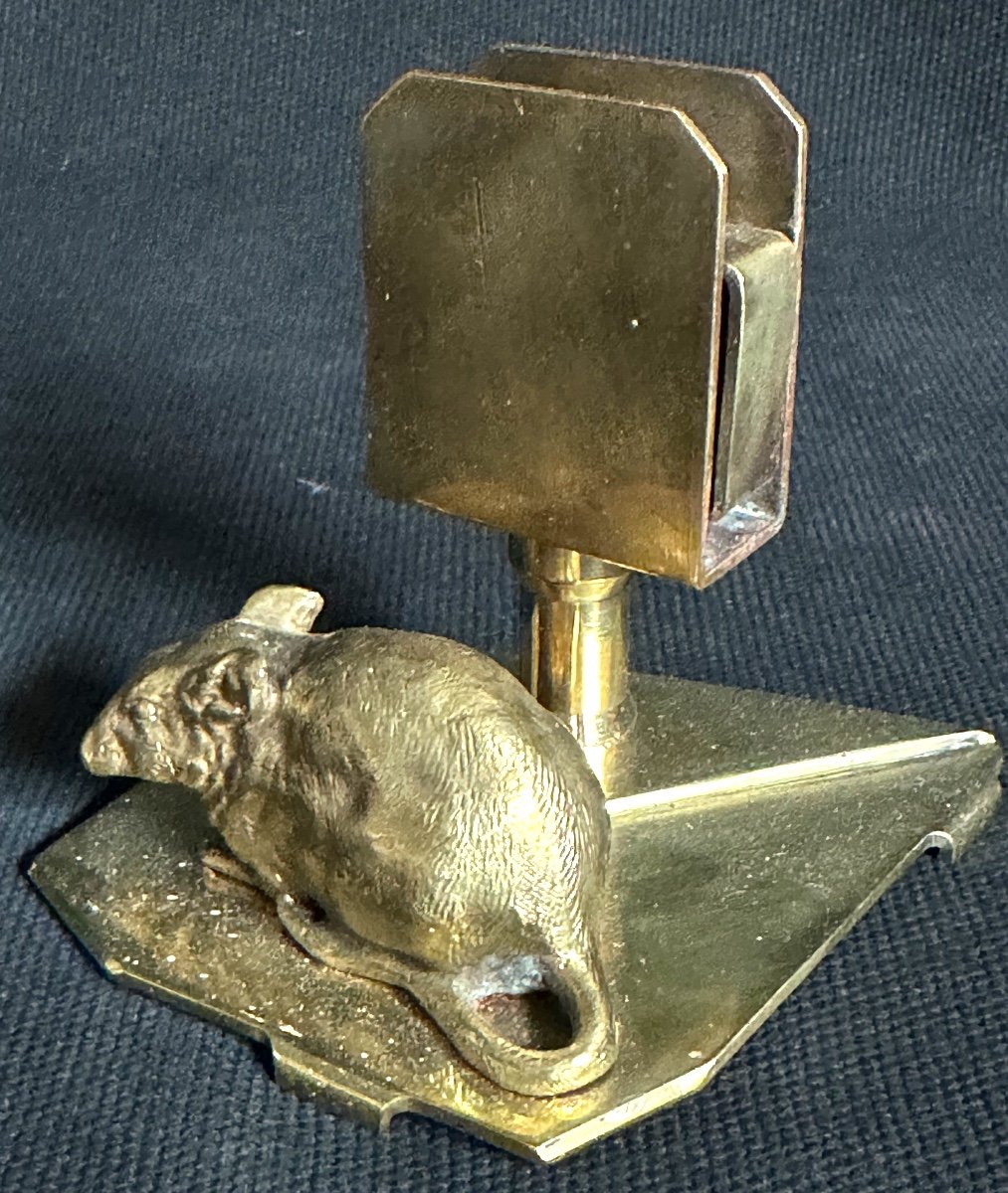 Gilt Bronze Sculpture Mouse In Front Of A Mail Holder (?) On A Letter In Very Good  Condition Writter-photo-3
