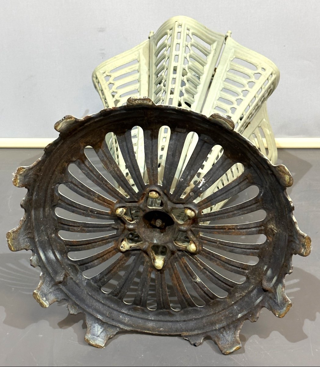 Rare Porte Parapluies Fin XIXe En Fonte Forme De Parapluie -photo-3