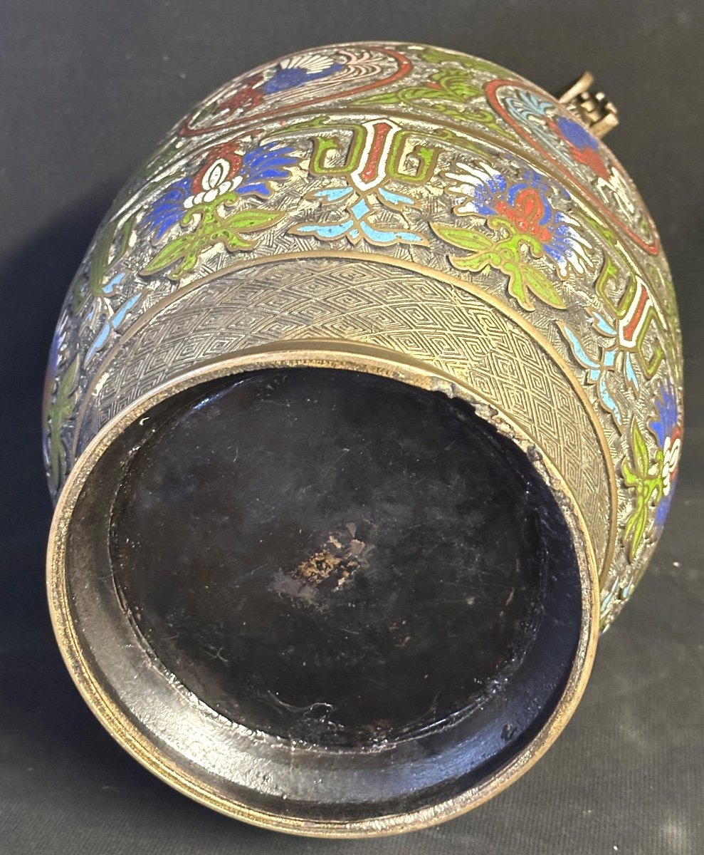 CHINE Grand vase cloisonné en bronze fin XIXe Décor oiseaux et fleurs -photo-2